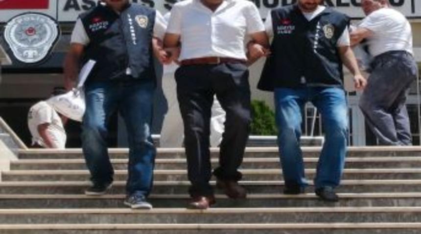 Sahte Doktor, Hastane Koridorlarında Dolandırmış