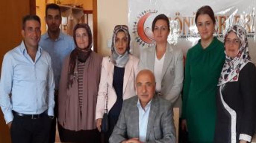 AK Parti'den G&ouml;n&uuml;l Erlerine Ziyaret