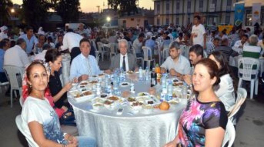 Zihni Aldırmaz Orucunu ASKİ Personeli Ile A&ccedil;tı