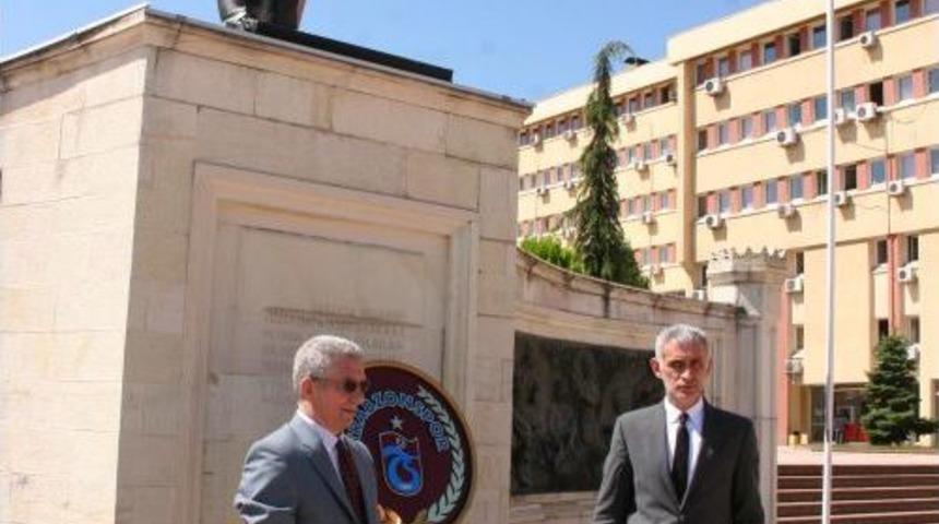 Trabzonspor'un 46. Kuruluş Yıld&ouml;n&uuml;m&uuml; Kutlanıyor