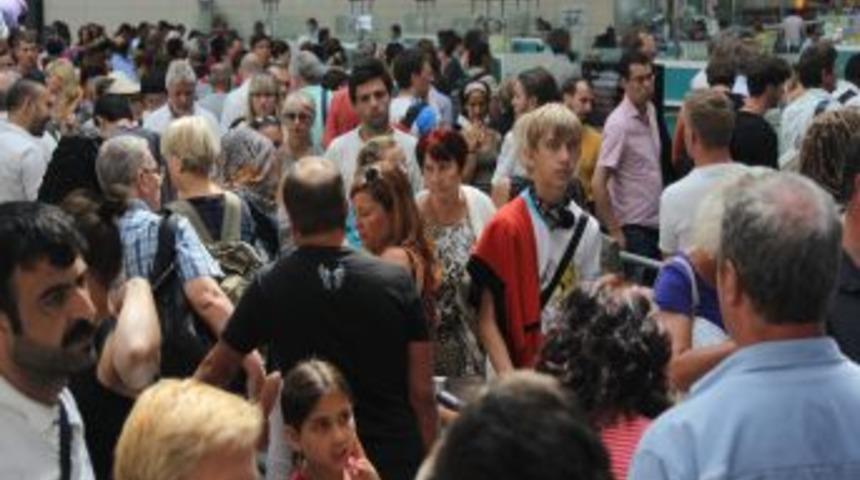 Havayolu Şirketleri Bayram Ediyor