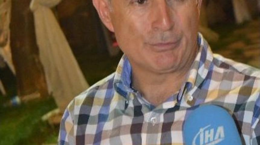 B&uuml;y&uuml;k&ccedil;ekmeceliler İftarını Edirne&rsquo;de A&ccedil;tı