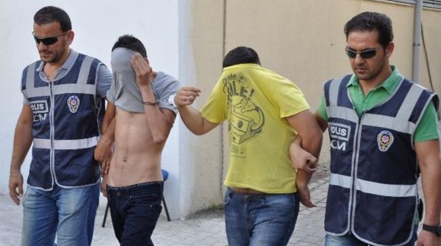 Diskolarda Uyuşturucu Satan D&ouml;rt Kişi Yakalandı