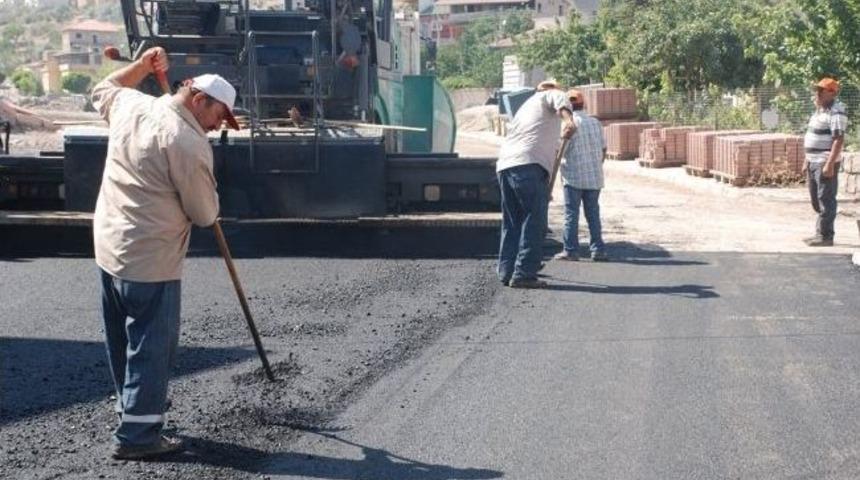 Melikgazi Belediyesi Asfalt &Ccedil;alışmalarına Hız Verdi