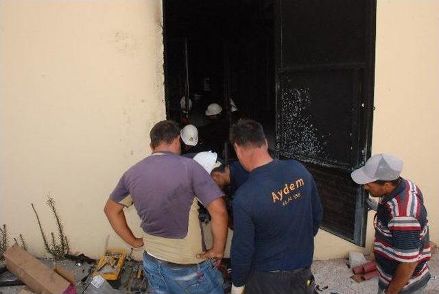 Didim’de Elektrik Trafosu Patladı 1