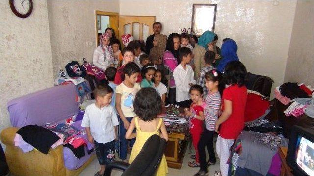 Mum Işığı Derneği Dul Ve Yetimlere Yardım Etti 2