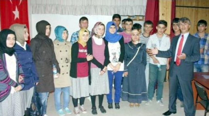Eğitim Ve Spor Y&ouml;neticisi Sıtkı Toksoy&rsquo;dan Yaz Kursları&rsquo;na S&uuml;rpriz Ziyaret