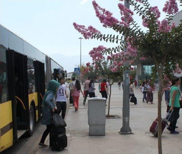 Bursa Terminali nde Bayram Yoğunluğu 3