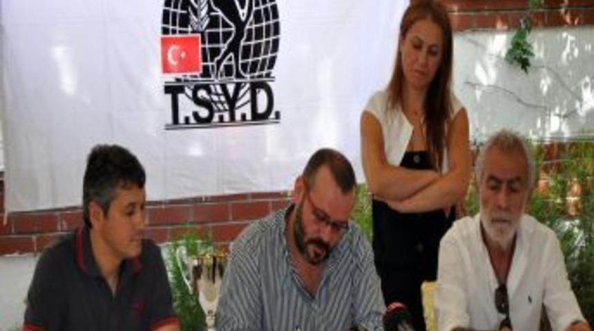 TSYD'nin Geleneksel Futbol Turnuvasında Kuralar &Ccedil;ekildi