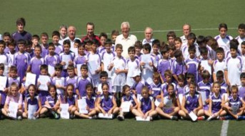 Zonguldak Ereğli'de 280 Sporcu Sertifikalarını Aldı