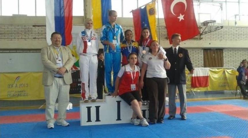 Hendek, Olimpiyatlarda İlk Derecesini Aldı