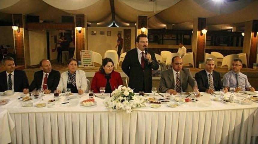 Aksaray'da Tayini &Ccedil;ıkanlara Veda Yemeği