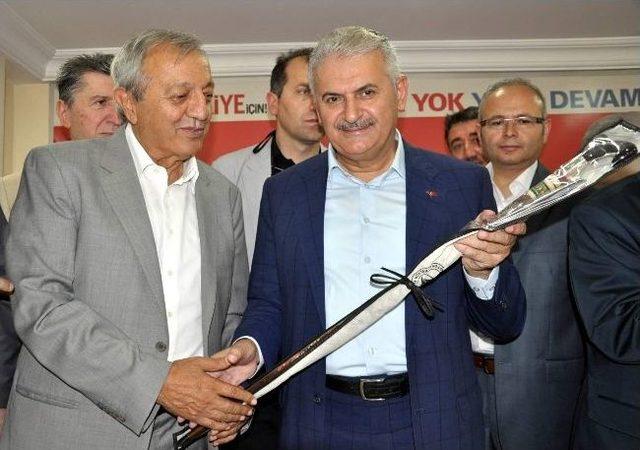 Bakan Yıldırım Ak Parti’de Konuştu