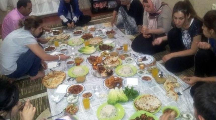 Ak Parti'li Atan'dan Şehit Ailesine Ziyaret