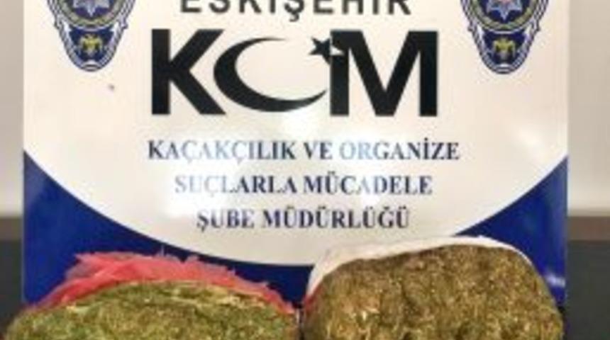 Eskişehir&rsquo;de 4.5 Kilo Kubar Esrar Ele Ge&ccedil;irildi