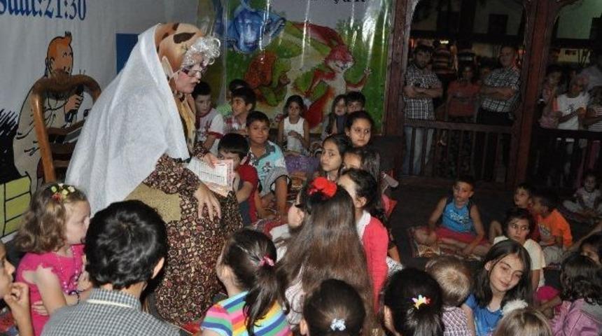 &Ccedil;ocukların G&ouml;zdesi Masalcı Nine