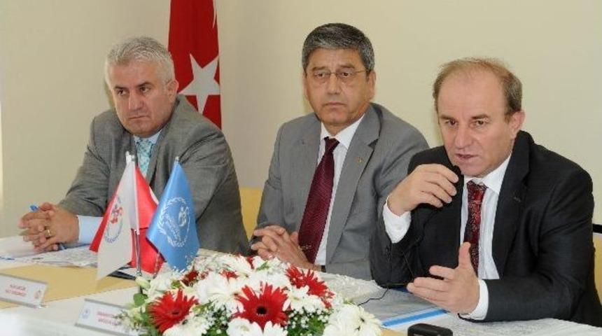 İl Spor G&uuml;venlik Kurulu Toplantısı Vali &Ouml;zt&uuml;rk Başkanlığında Yapıldı