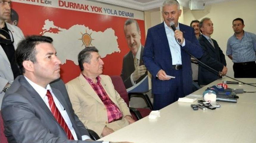 Ulaştırma Bakanı Yıldırım, Partililer İle Buluştu