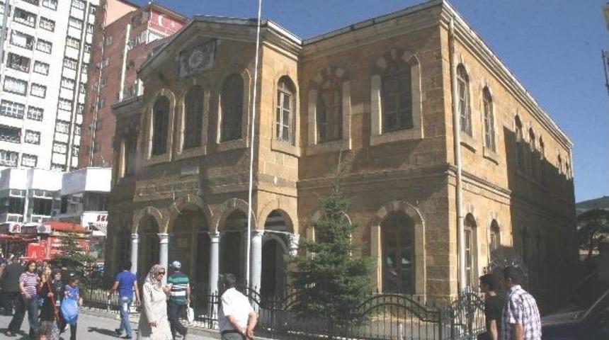 Yozgat&rsquo;ın Tarihi Askerlik Şubesi Binasında Restorasyon &Ccedil;alışmaları Başlıyor