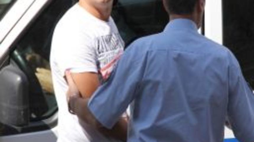 Tabancayla Ateş A&ccedil;an Şahıs Yakalandı