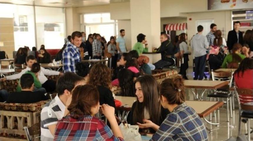 Cb&uuml;&rsquo;de &Ouml;ğrenci Sayısı 40 Bini Ge&ccedil;ti