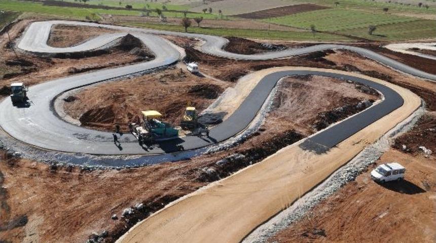 Uşak&rsquo;a S&uuml;per Moto Pisti Yapılıyor
