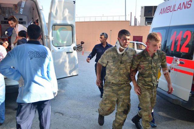 Askeri Ara&ccedil; Kaza Yaptı, 9 Kişi Yaralandı 2