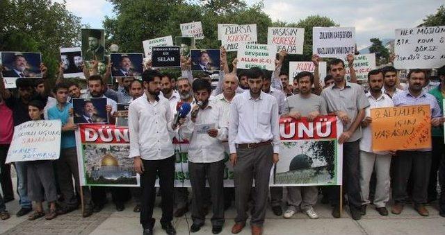 Mısır daki Darbe Bursa&rsquo;da Protesto Edildi 2