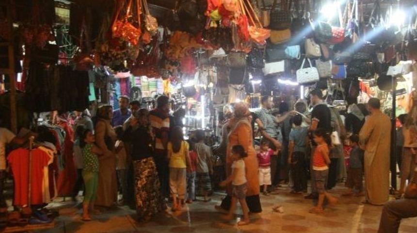 Kilis'te İftar Sonrası Alış-veriş Keyfi