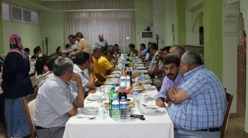 Mut Orman İşletmesinden Personeline İftar Yemeği