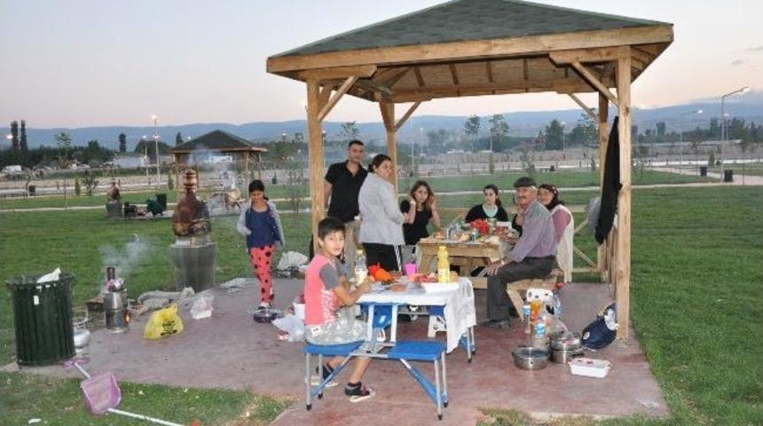 Park Vadi&rsquo;de İftar