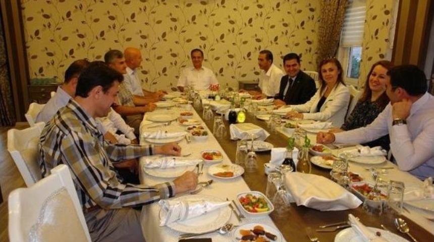 Vali Tapsız&rsquo;dan Tayini &Ccedil;ıkanlara Veda Yemeği