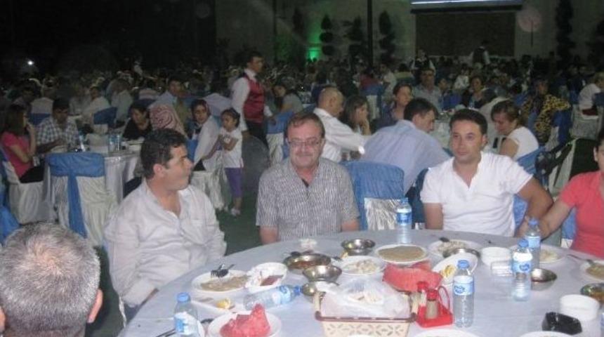 Gıda Maddeleriyle Uğraşanlar Odası &Uuml;yelerine İftar Yemeği