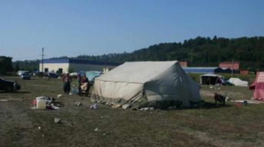 Fındık İş&ccedil;ileri her yere &ccedil;adır kuramayacak