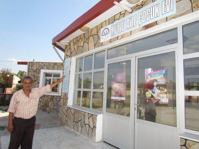 &Ouml;demişliler Mahalle Evi ne K&uuml;t&uuml;phane De İstiyor 1