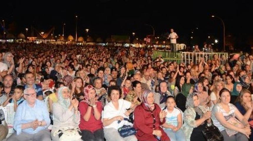 Kubat&rsquo;tan T&uuml;rk&uuml; Resitali