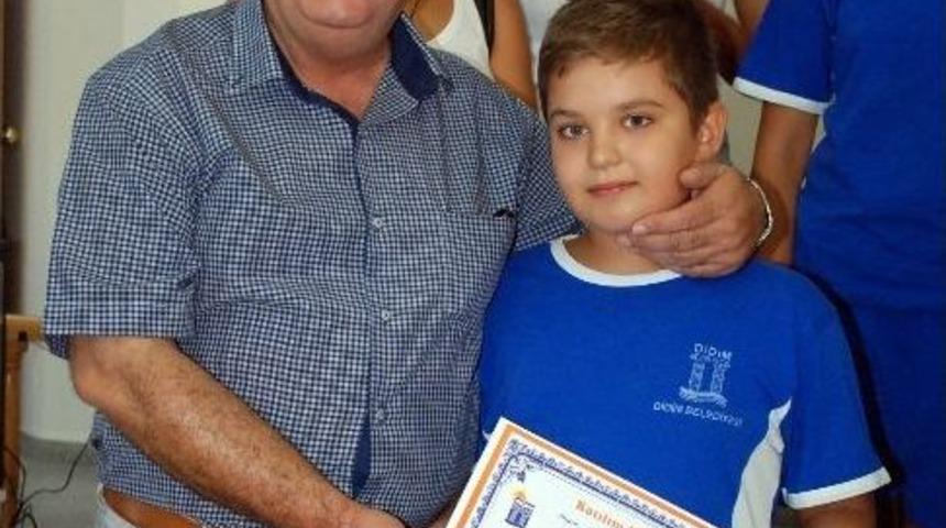 Didim&rsquo;de Yaz Spor Okulu &Ouml;ğrencileri Belgelerini Aldı