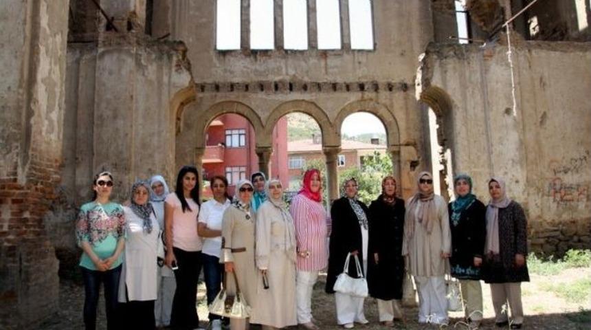 Batman&rsquo;dan Osmaneli&rsquo;ne Ziyaret