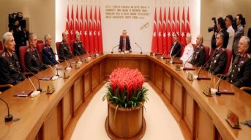 Cumhurbaşkanı G&uuml;l, YAŞ Kararlarını Onayladı