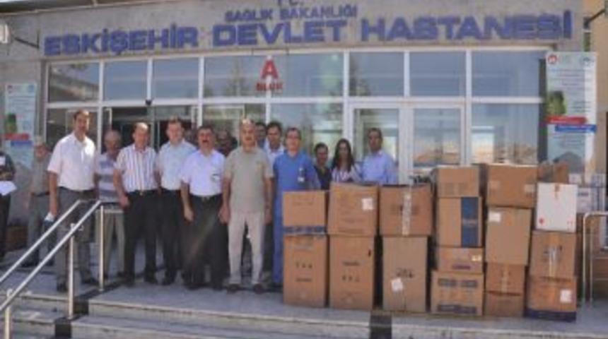 Mesailerinde Hasta Baktılar, Boş Vakitlerinde Ihtiya&ccedil; Sahipleri I&ccedil;in &Ccedil;alıştılar
