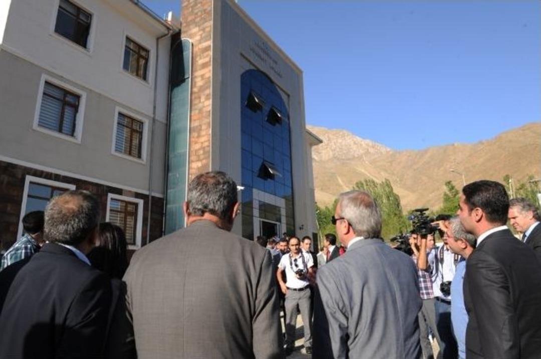 Vali Karaloğlu Bah&ccedil;esaraylılarla İftar A&ccedil;tı