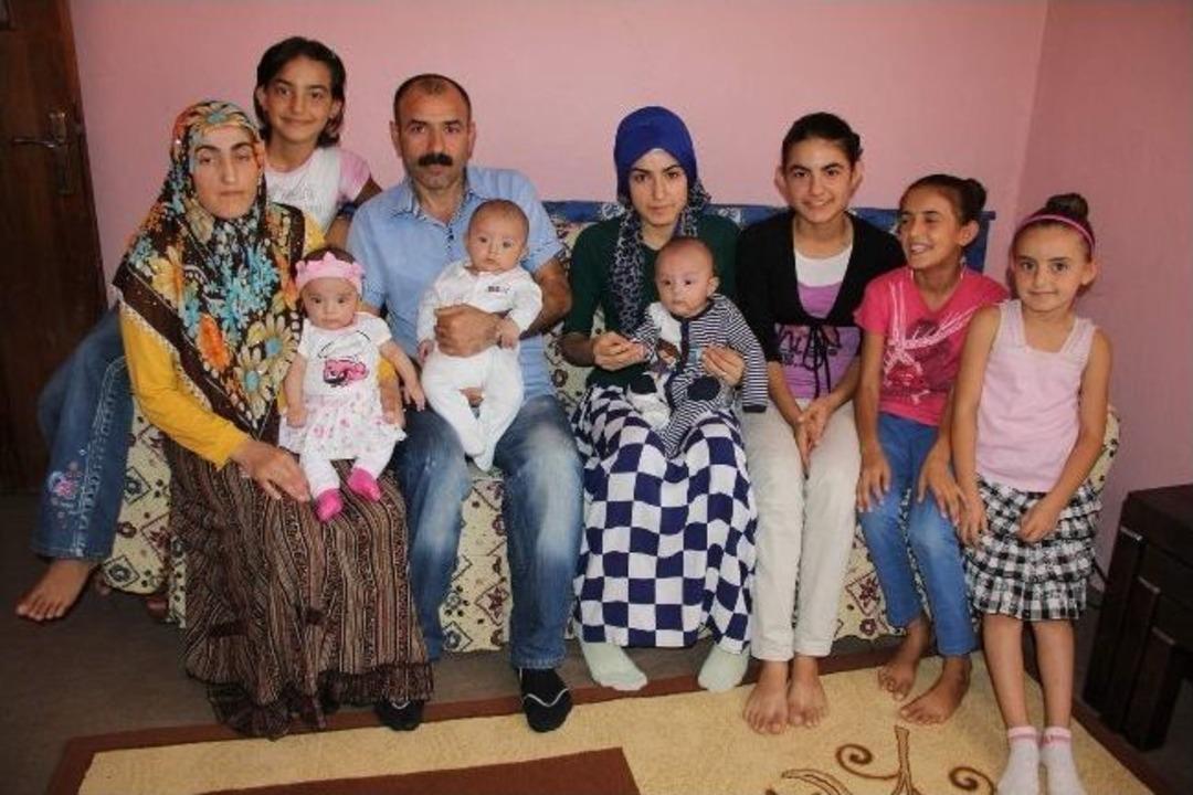 Tek G&ouml;z Odada &Uuml;&ccedil;&uuml;z Bebekleriyle 10 Kişi Kalıyorlar