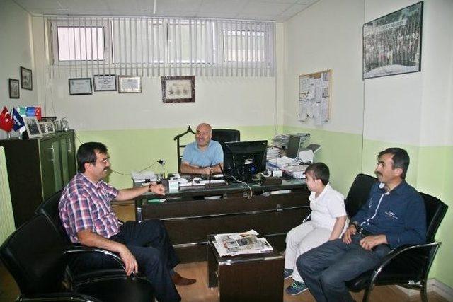 Başkan Uzunkaya İftar Öncesi Esnafın Sorunlarını Dinledi 1