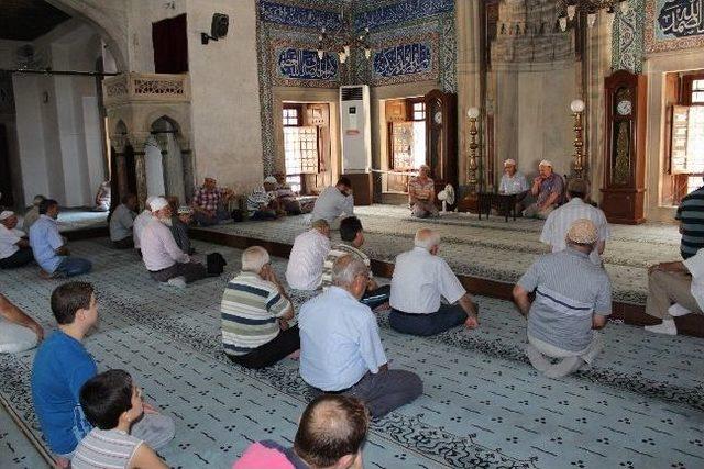 Manisa Vakıflar İl Müdürlüğü’nden Mevlit