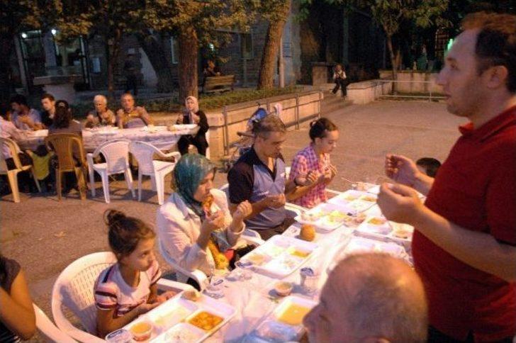 Büyük Birlik Partisi'nden "halk Sofrası" G5