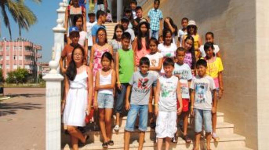 Kazakistan Aktau İlk&ouml;ğretim Okulu &Ouml;ğrencileri Antalya'yı Gezdi