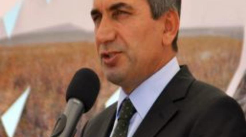 Vali Yazıcı: Yozgat'ta Aspir Ekimi Yaygınlaştırılacak