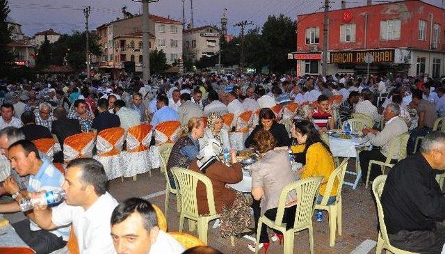 Gördes Belediyesi 4. Geleneksel İftar Yemeği