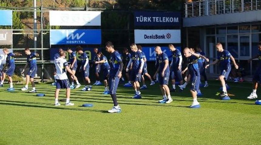 Fenerbah&ccedil;e, Rb Salzburg Ma&ccedil;ı Hazırlıklarını S&uuml;rd&uuml;r&uuml;yor