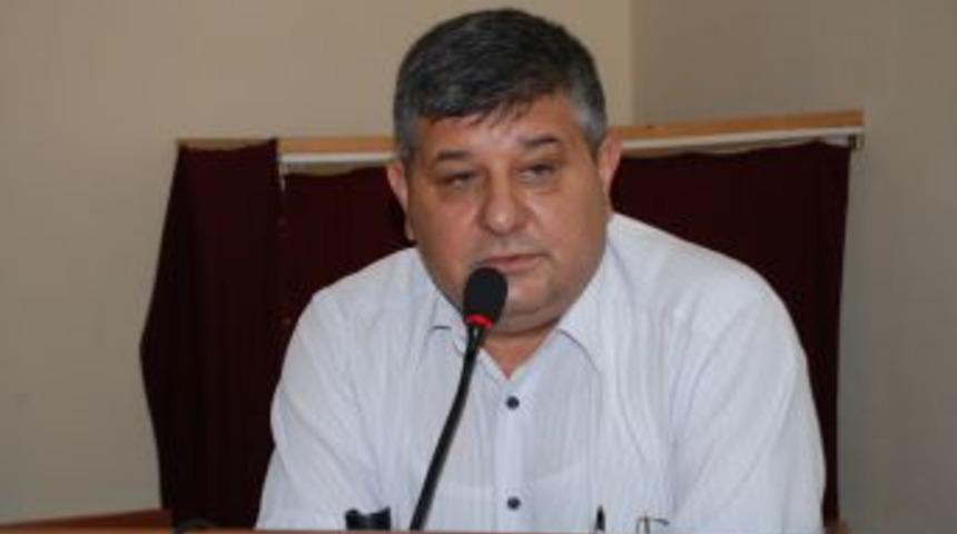 Posacı eleştirenlere sert &ccedil;ıktı